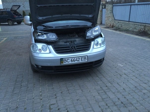 Очі від старшого брата VW TOUAREG 3