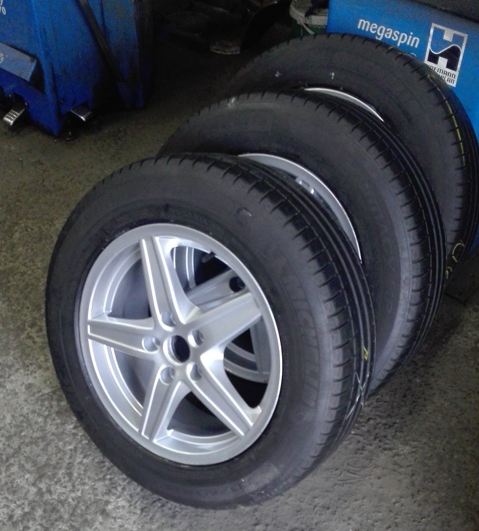 Диски R16 2