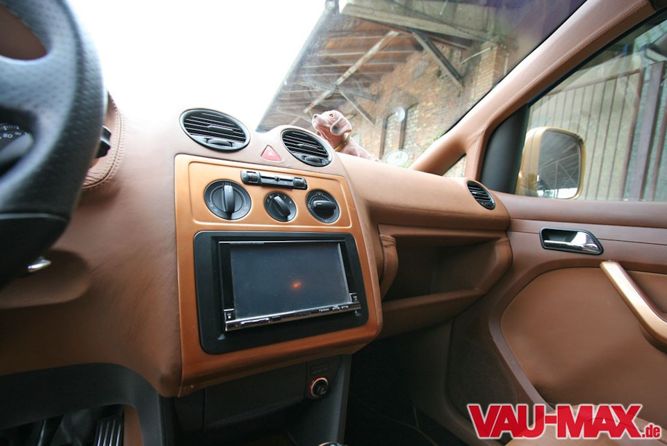 Німецький тюнінг Caddy 3, Life, 1.9 tdi - Шкіри багато не буває 3