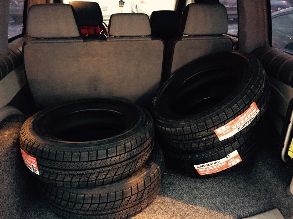Bridgestone Blizzak VRX 2