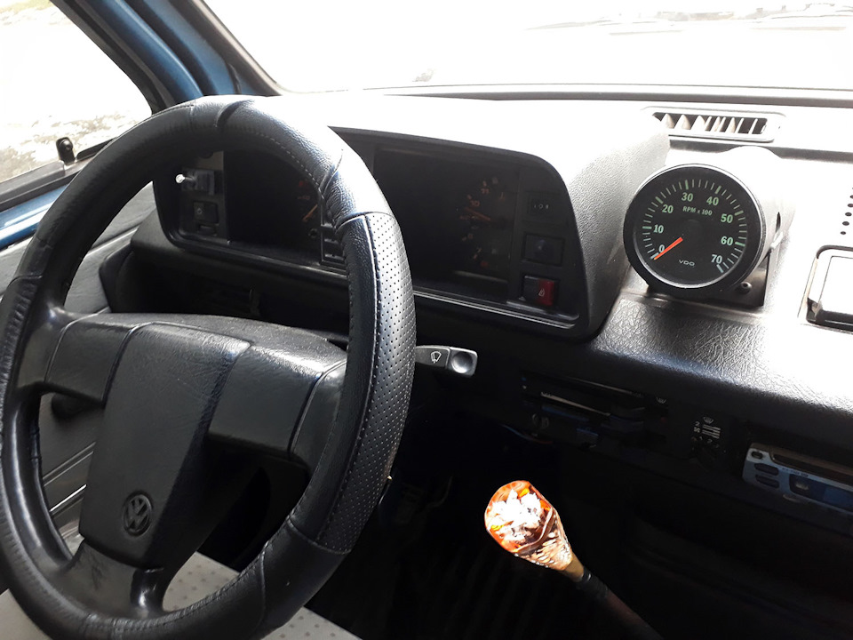 Тахометр VDO з Iveco Daily у VW T3 3