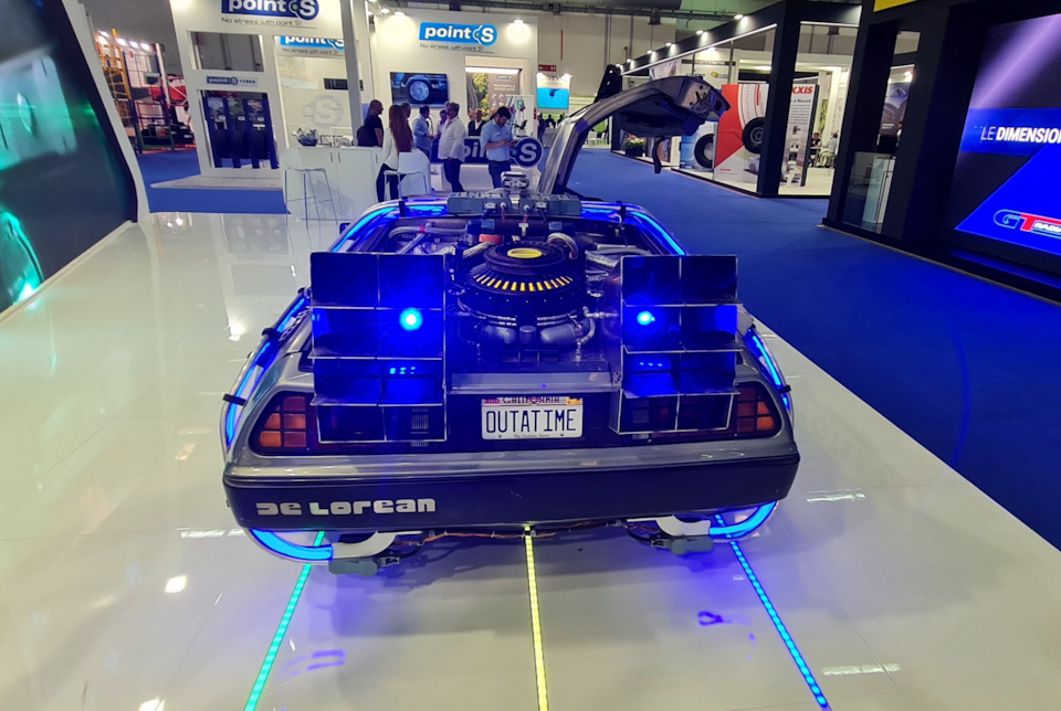 DELOREAN із кіностудії USA 5
