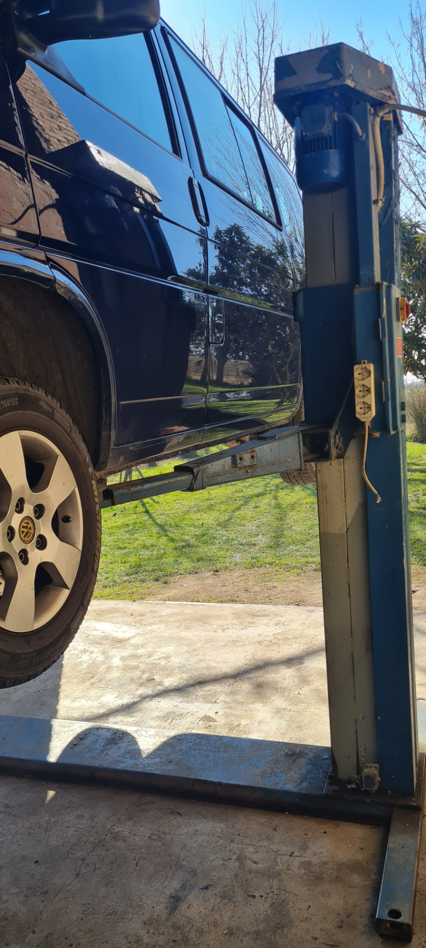 Подушка XADO і магніт. 3