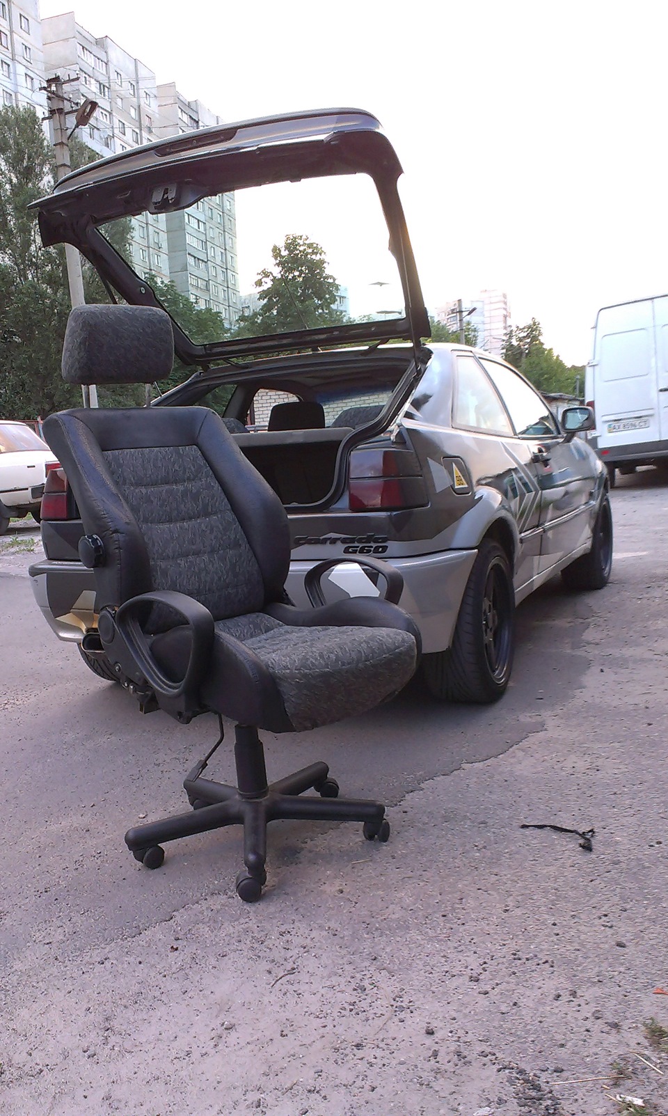 Офісне крісло VAG Sport 1