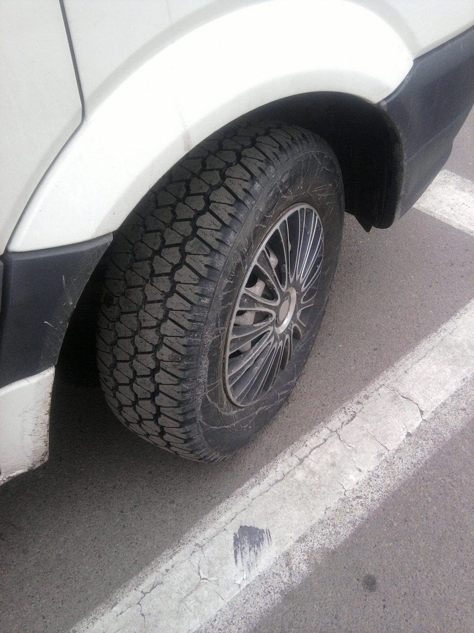Lassa Wintus 235/65 R16C 1