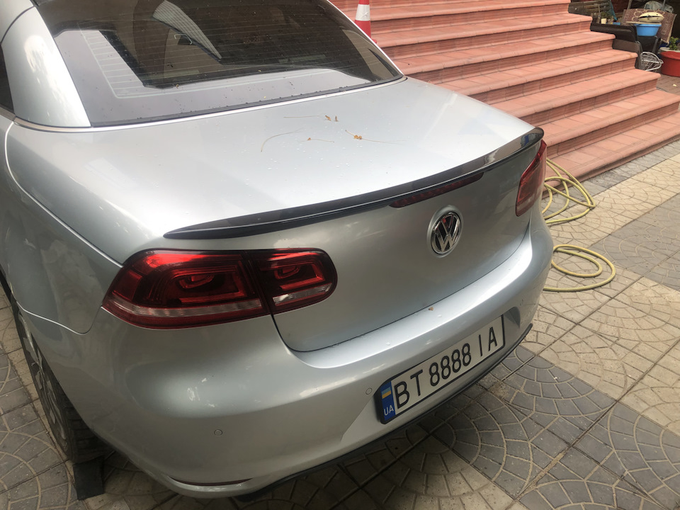 Спойлер VW Eos 2