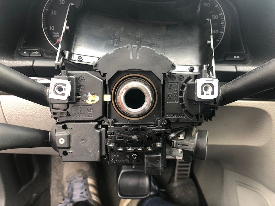 Заміна керма VW Eos 5