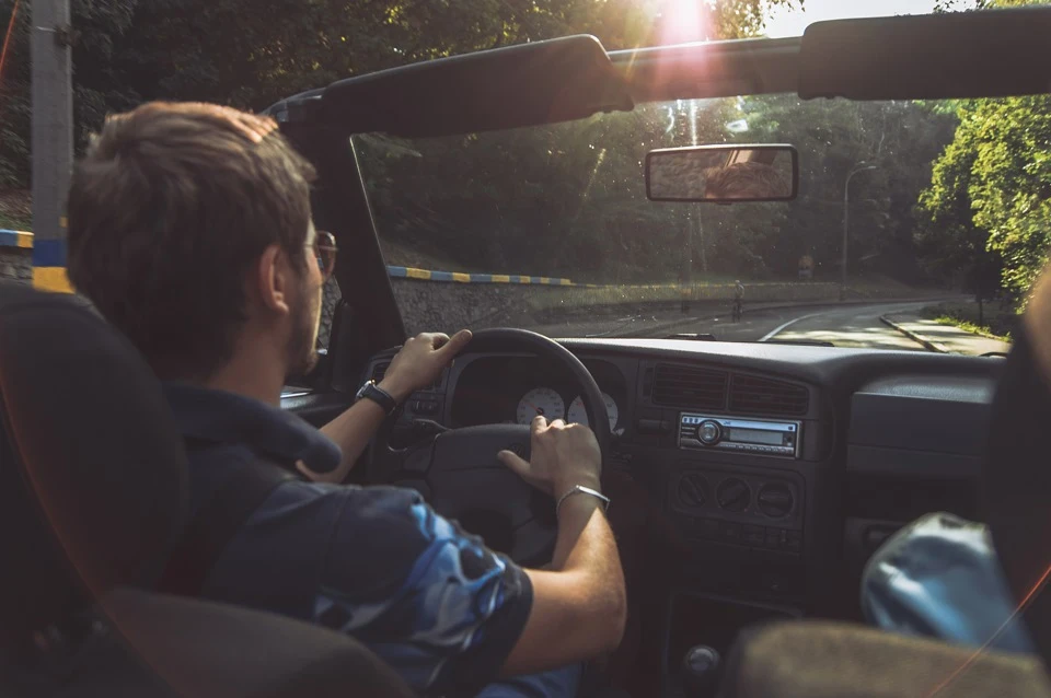 Фото двух VW MK3 Cabriolet)