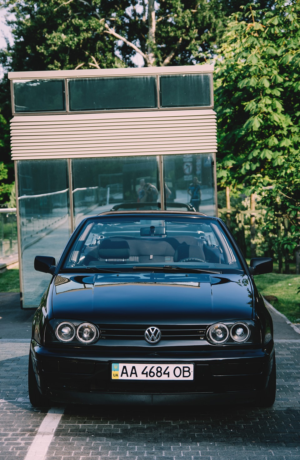 Фото двух VW MK3 Cabriolet) 5