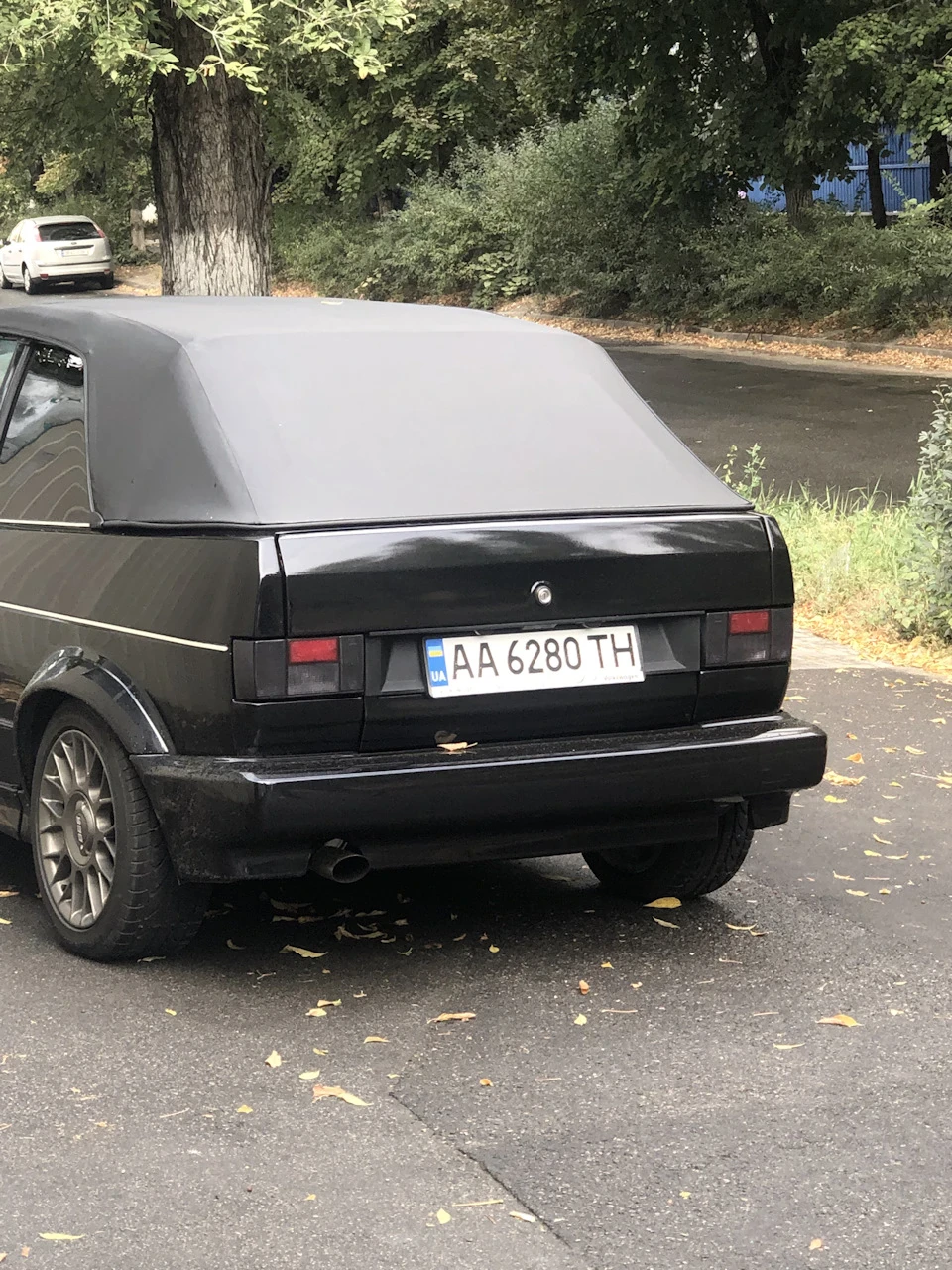 Поставив задні ліхтарі fifft