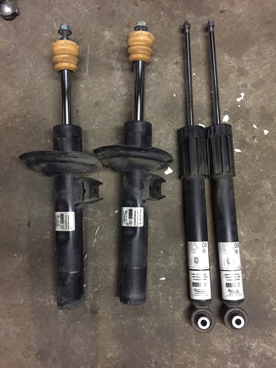 Амортизатори Bilstein b6 + мастило Rymax LeMans 4