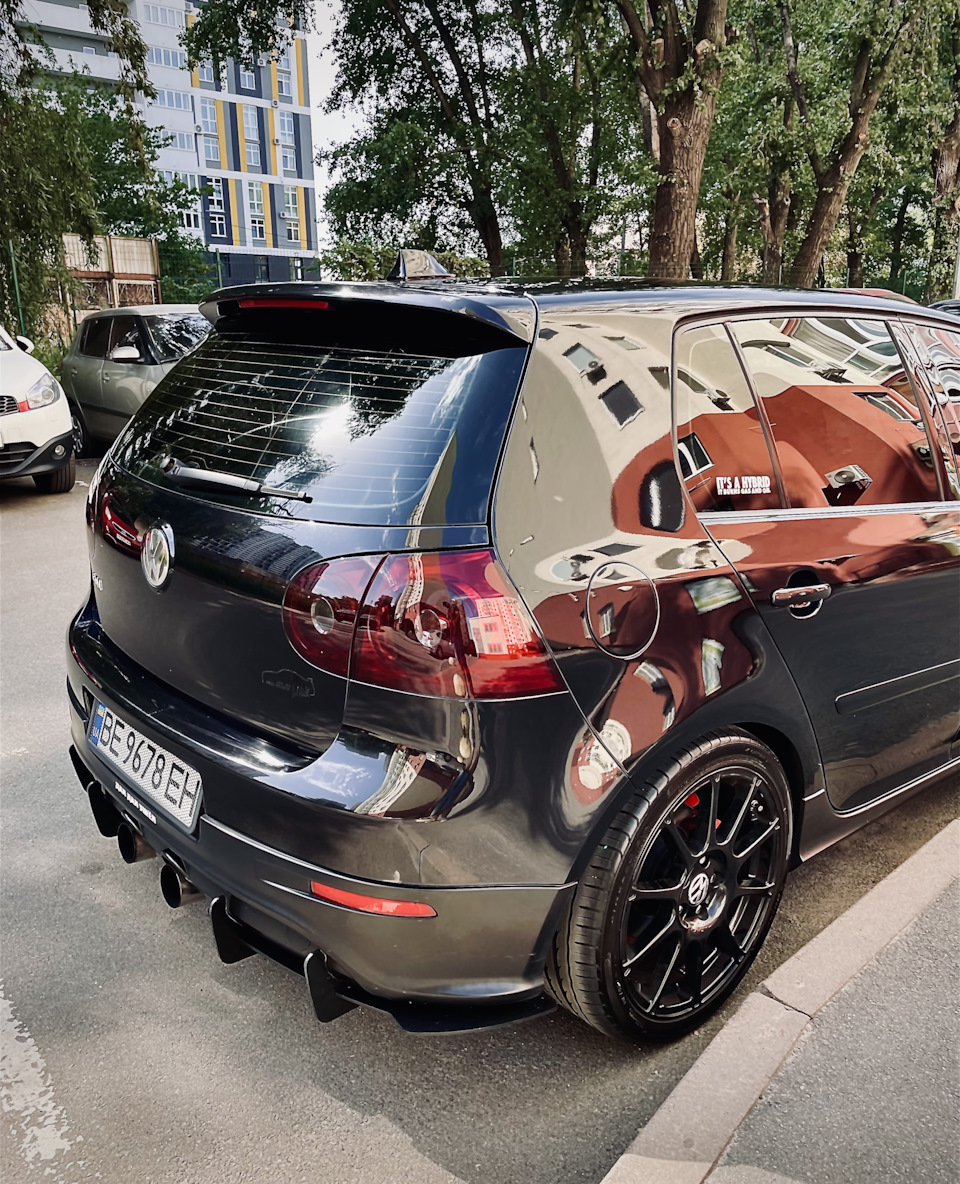 Задній дифузор Golf R 6 (5) 1