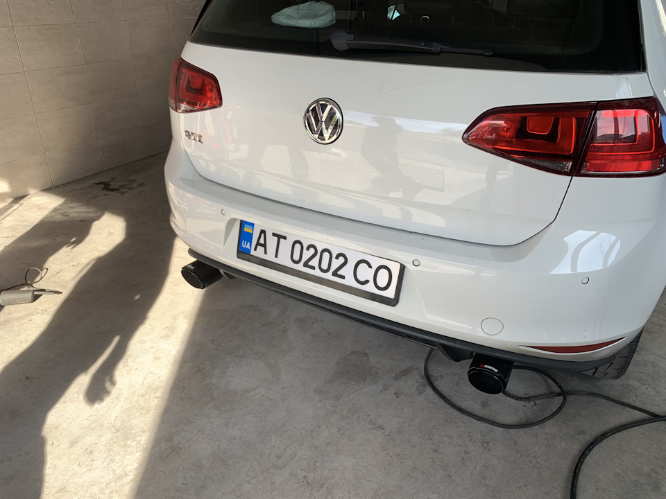 Китай частина 2-а Akrapovic 5