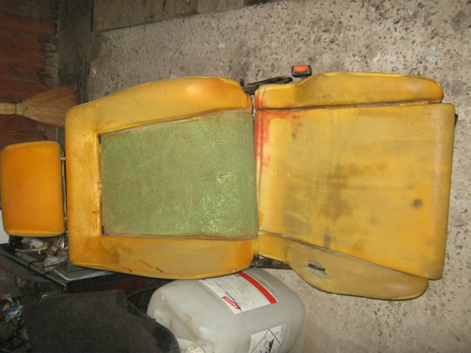 Сидіння Ü 5