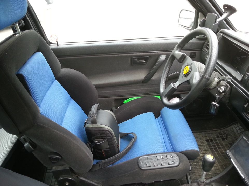 Recaro 1