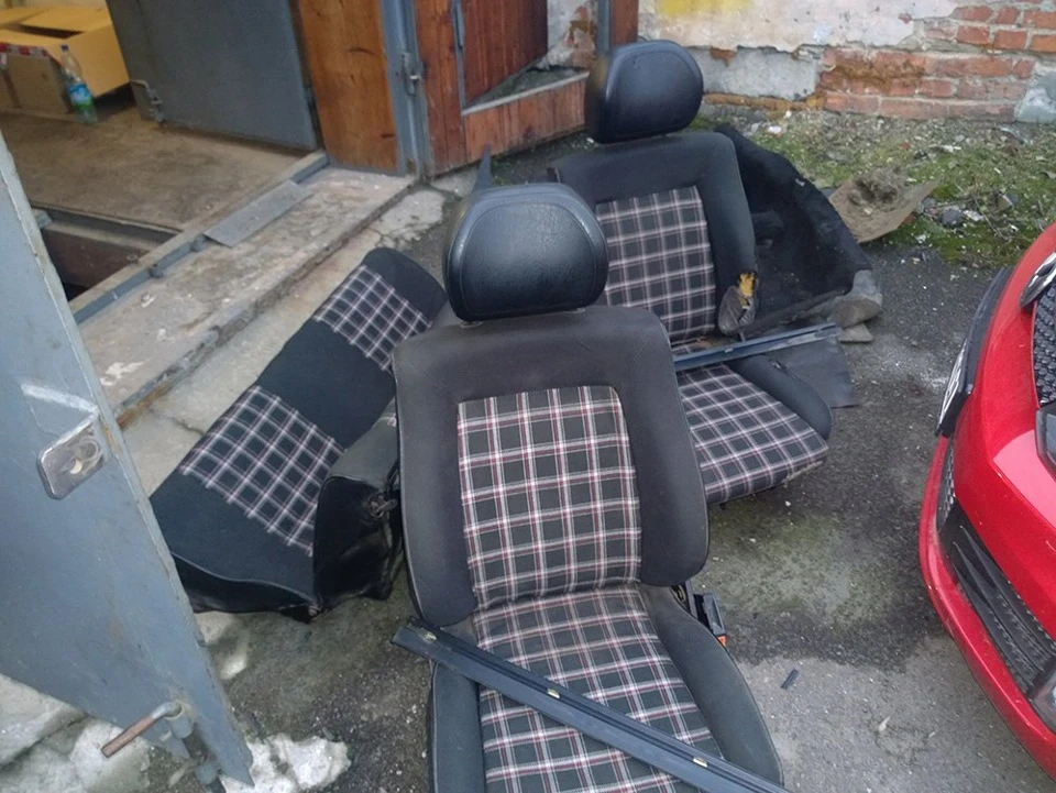Початок. Розбирання машини.