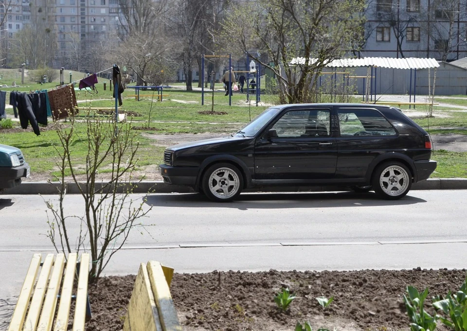 GTI обвіс + Hella Red Black