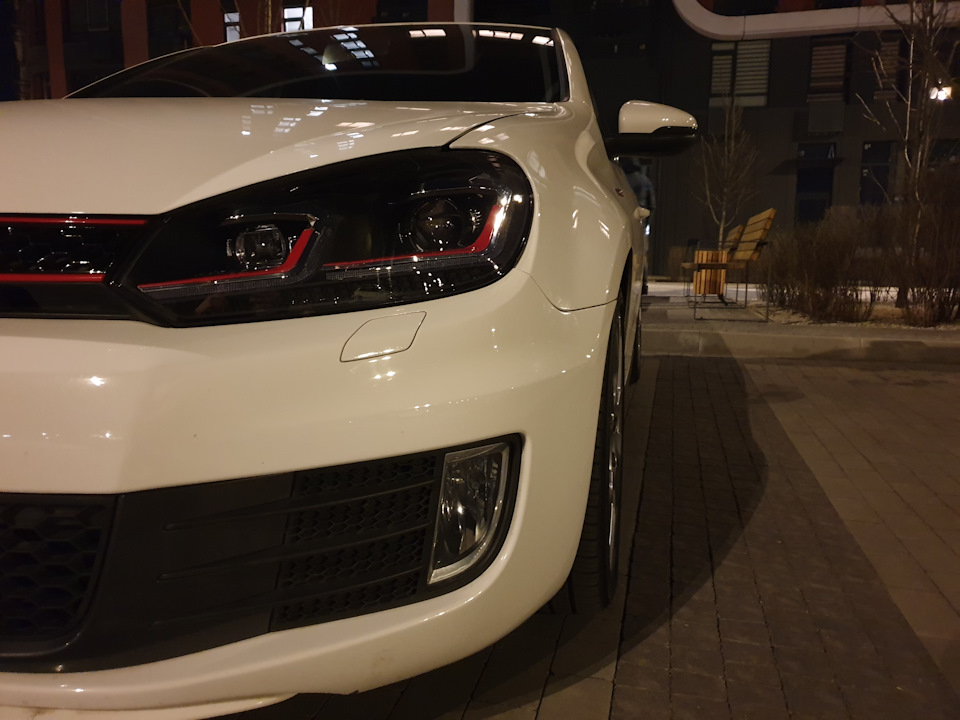 Довгоочікувані LED фари Golf 6 GTI 5