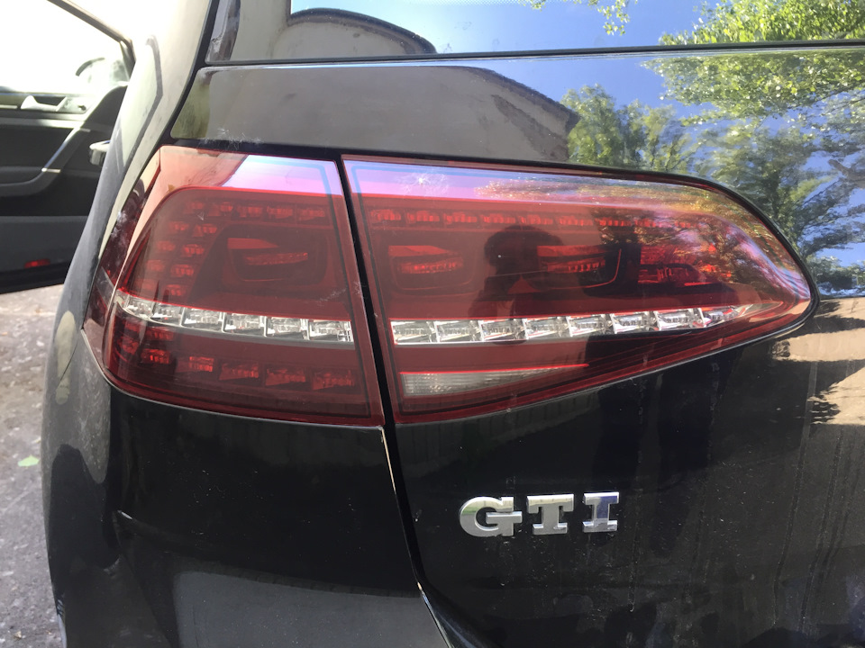 задні ліхтарі golf r 2