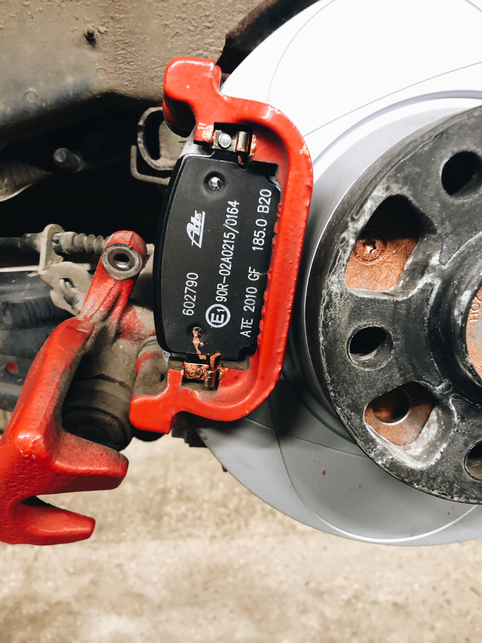 19. Ate Disc/Brake pads (Rear) 1