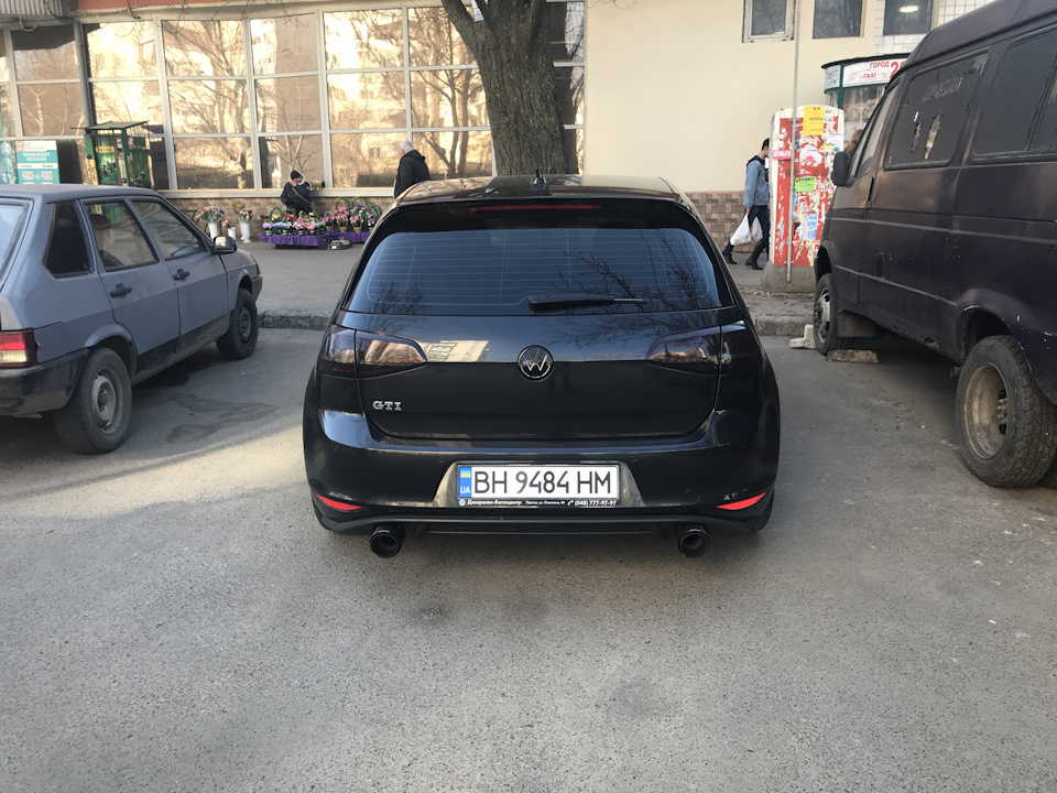 Гарно жити не заборониш! 3