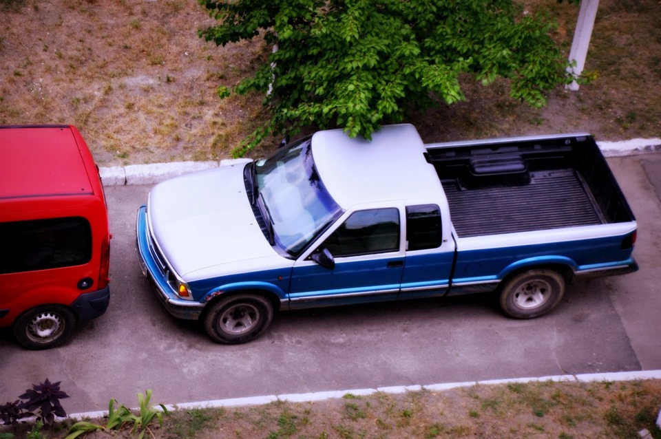 Колишня Chevrolet S10 4
