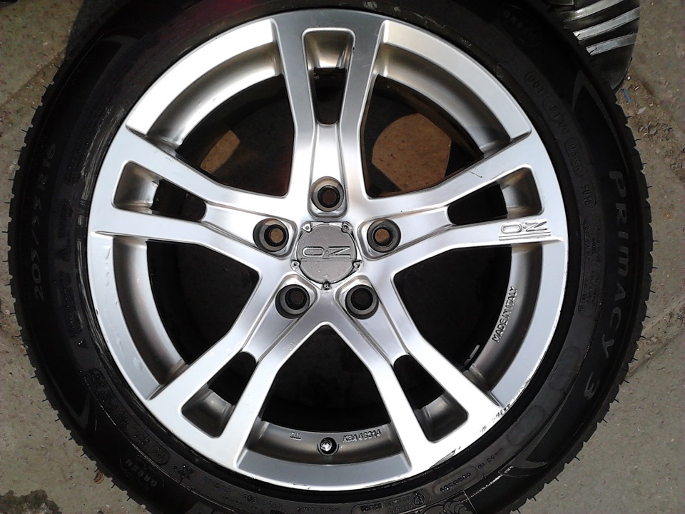 OZ Racing Palladio 7,5x16/5x112 ET35 DIA75 (З перехідним кільцем на DIA 57.1) + ContiVikingContact 5, 205/55R16, 94 (до 670 кг) T (до 190 км/год) 1