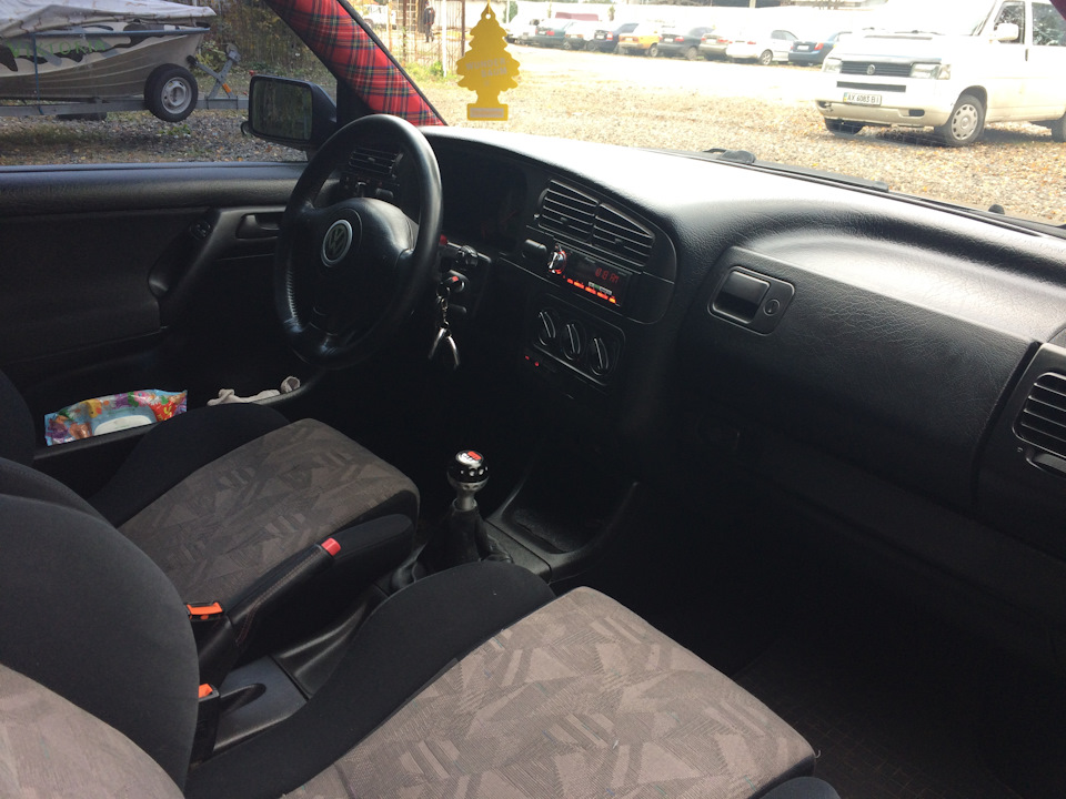 Обновочка, крісла Recaro! 4
