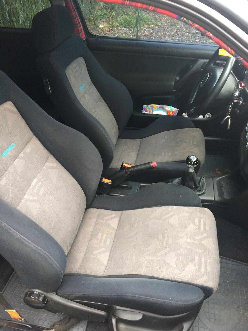 Обновочка, крісла Recaro! 3