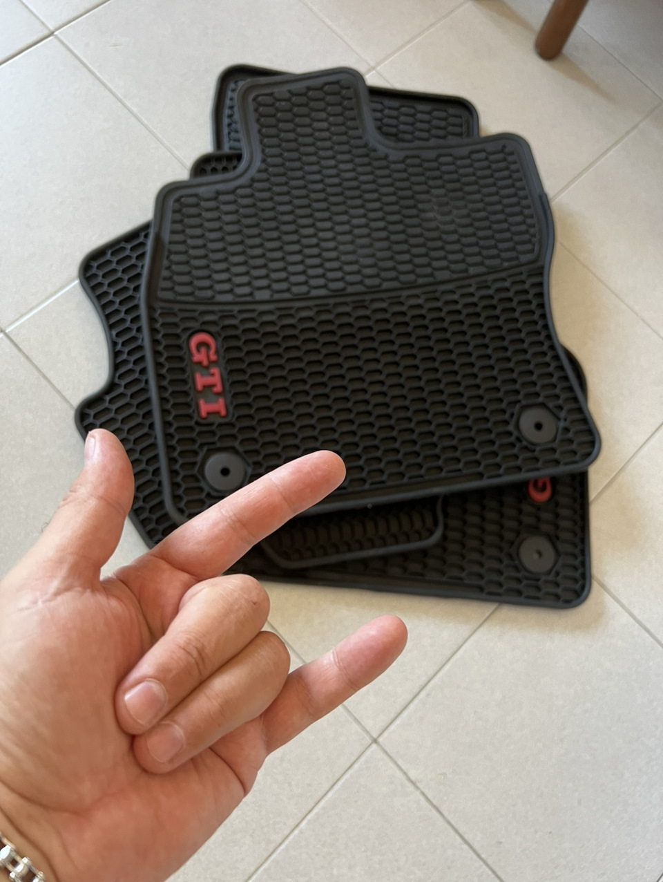 Гумові килимки GTI 1