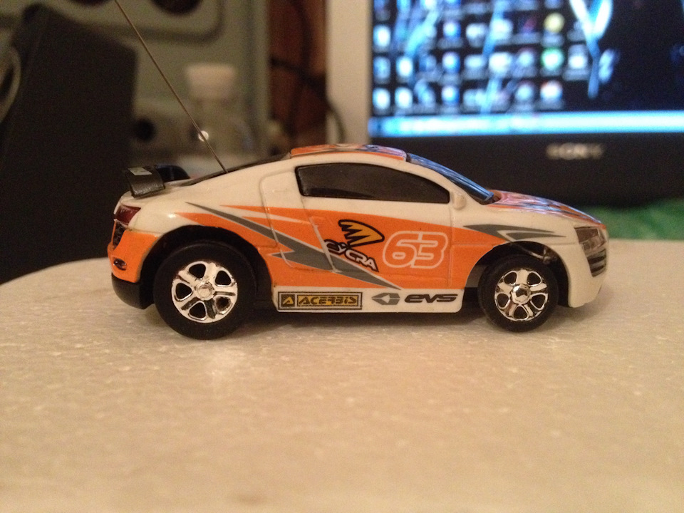 купив audi R8 3