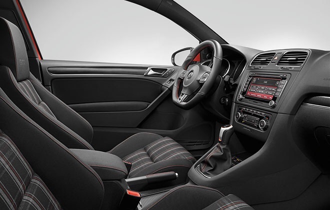 Шукаю мультируль від GTI 6 або R20 і підлокітник 3