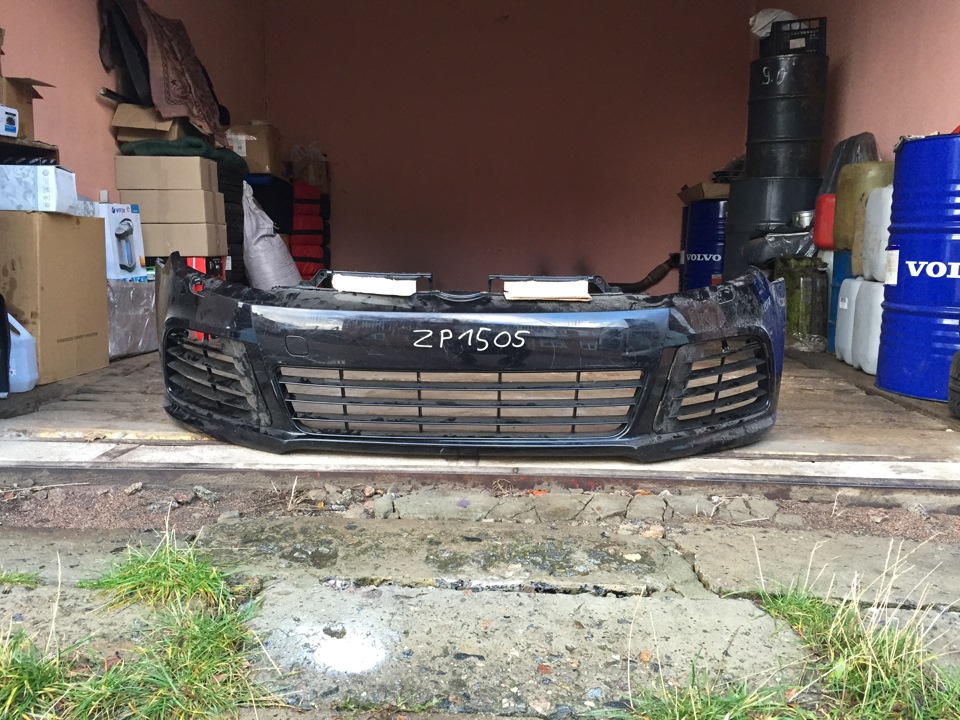 Передній бампер від Golf R20 1