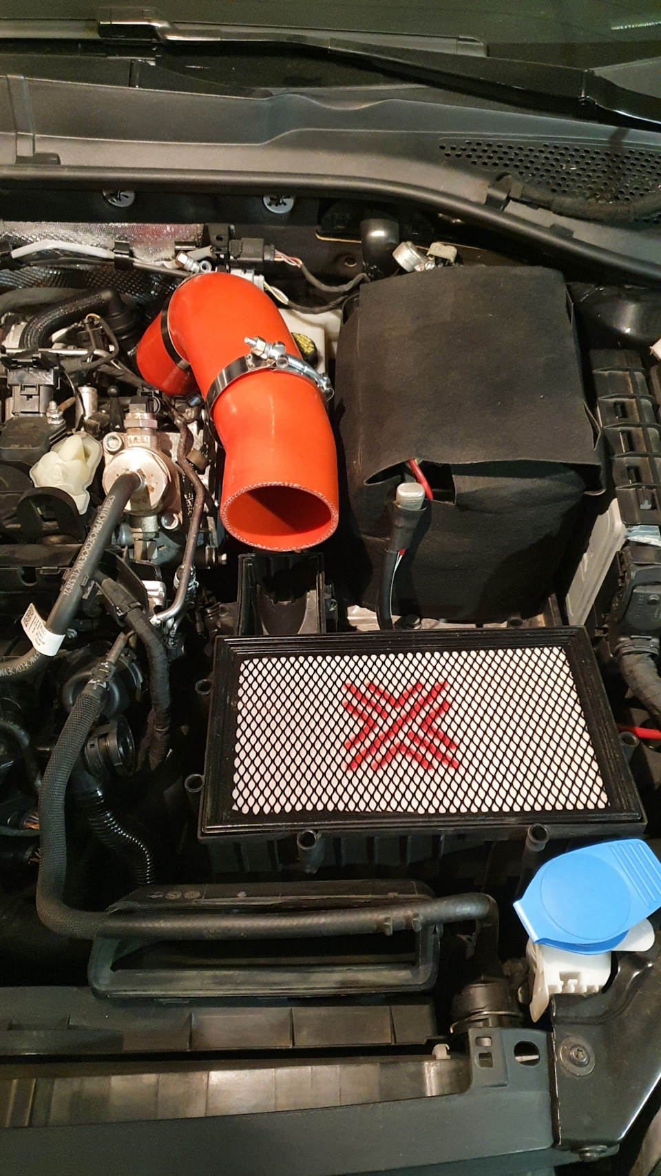 #11. Установка Red silicon pipe, Inlet pipe, Muffler delete, та фільтра Pipercross 3