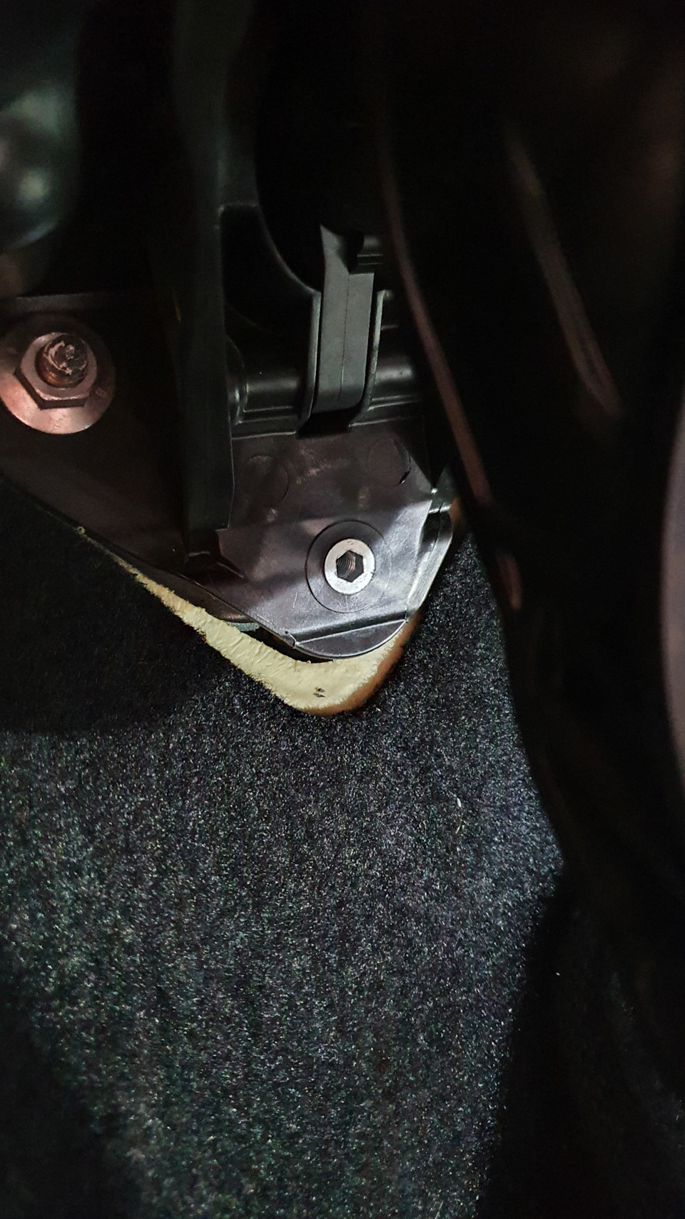 #.21 Adjustable Clutch Pedal Stop (упор під педаль зчеплення) 3