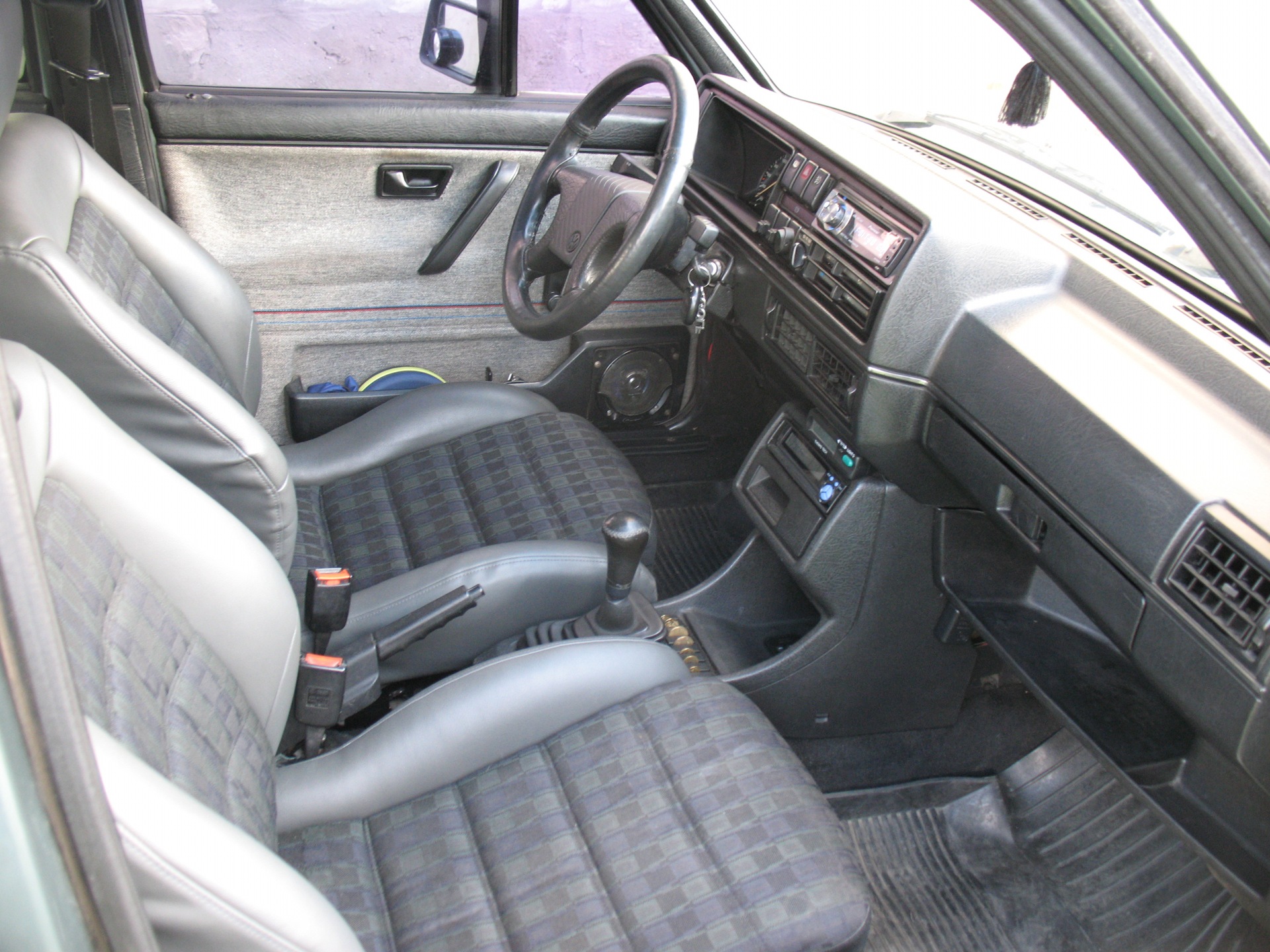 Сидіння від VW Corrado 4