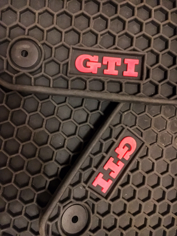 Правильні килимки GTI 1