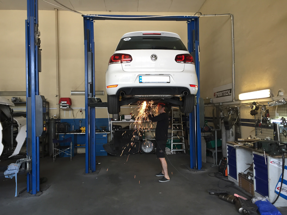 Akrapovic ч.2 (установка) 1