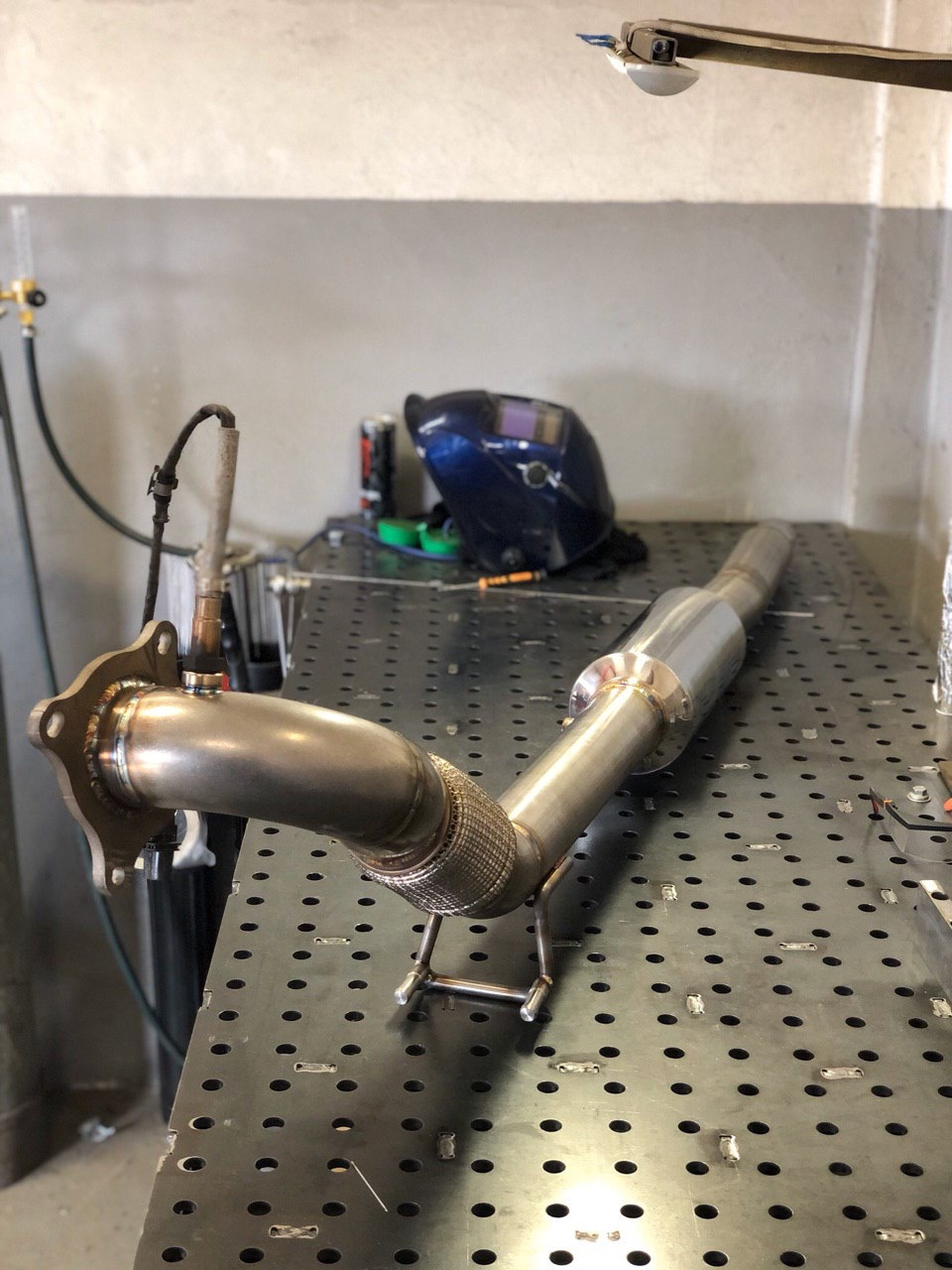 Akrapovic + Downpipe + Vibrant 5