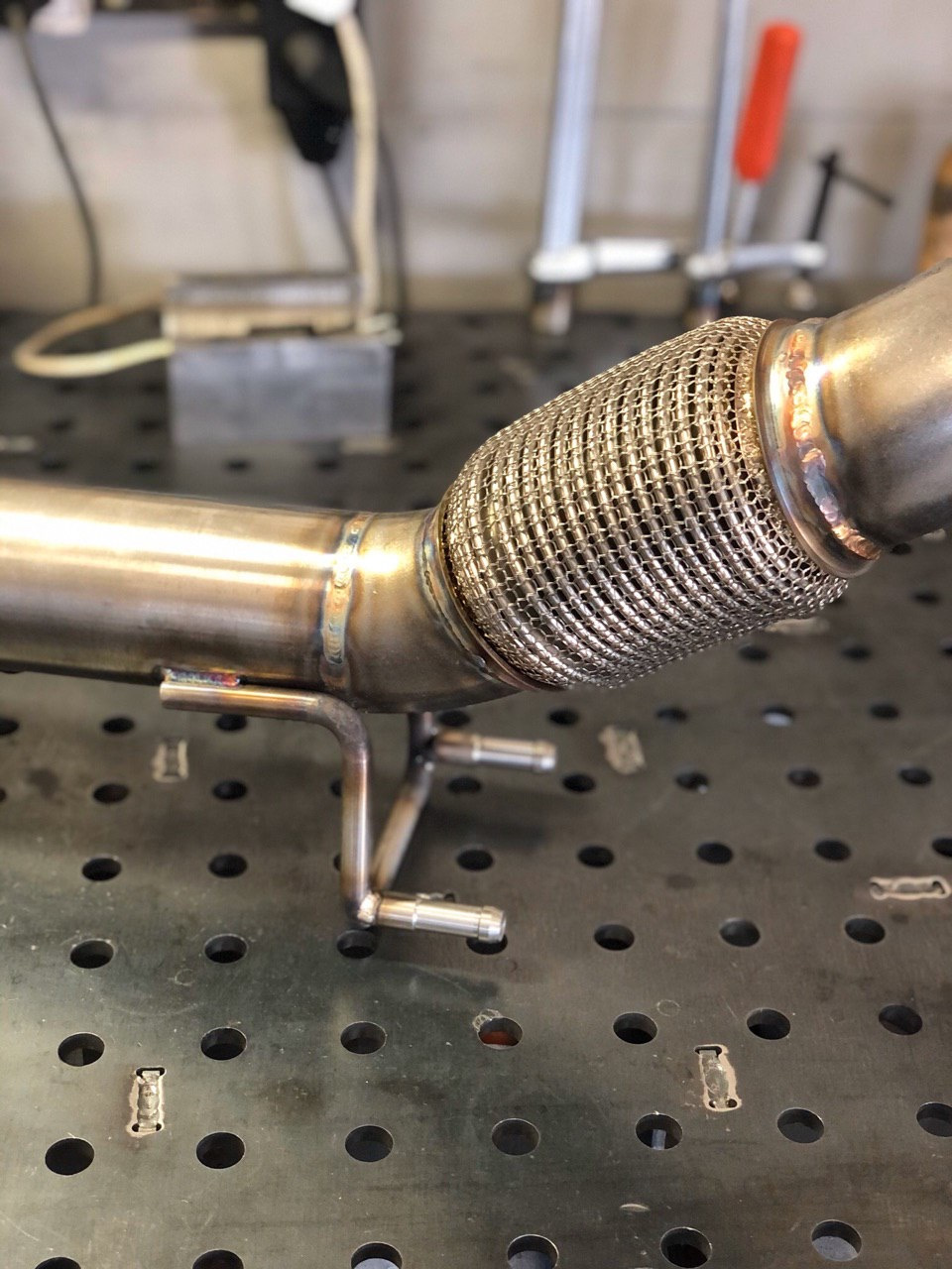 Akrapovic + Downpipe + Vibrant 4
