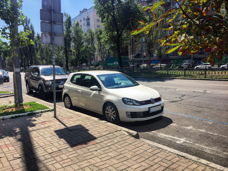Фікс утеплювача капота 3