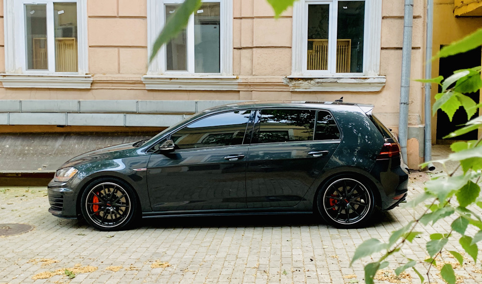 Rays G25 black & silver and Yokohama advan a048! 1