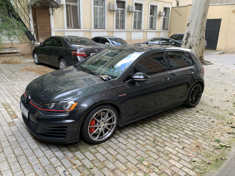 Rays G25 black & silver and Yokohama advan a048! 2