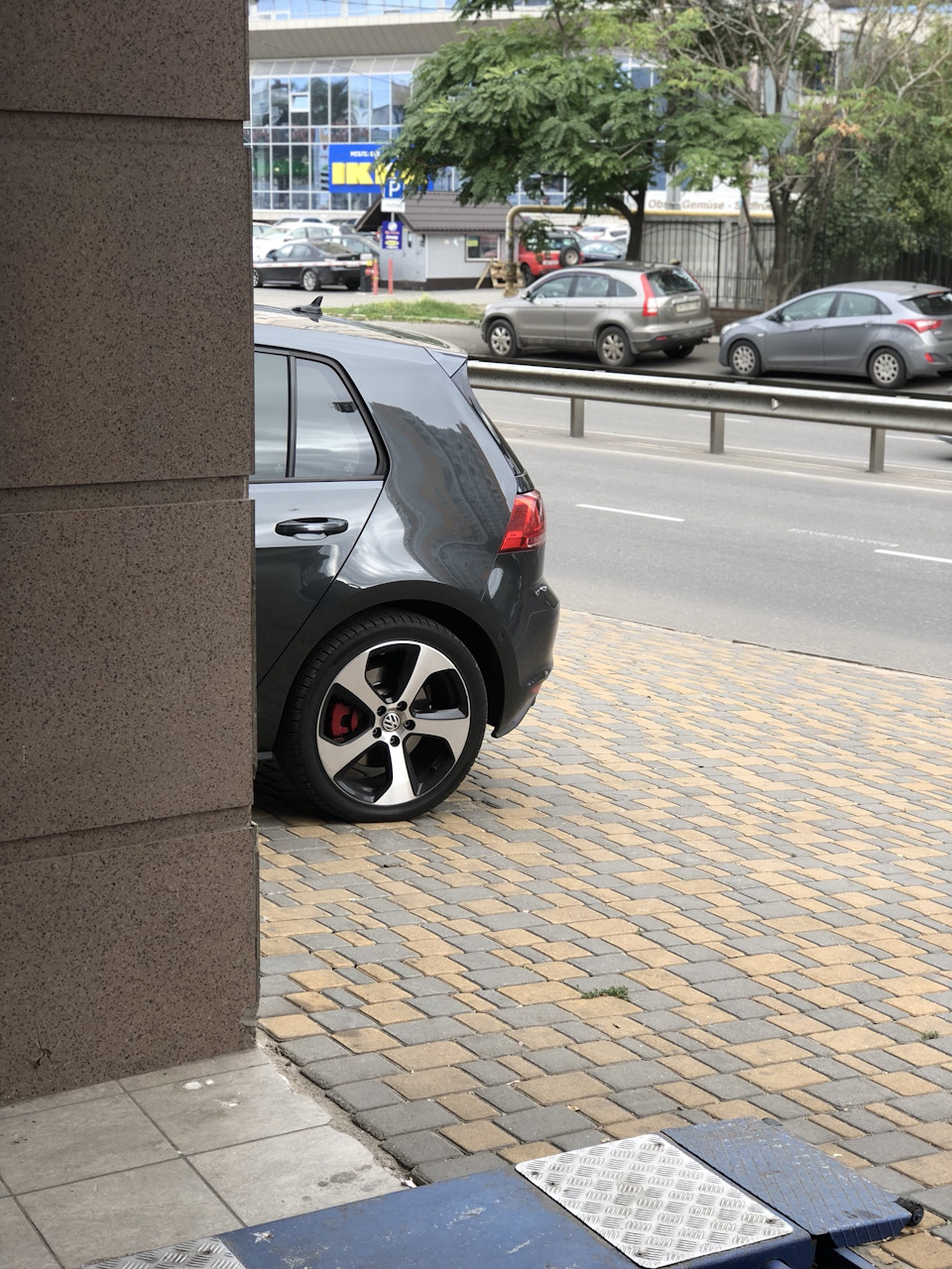 Зняв оригінал ... і продав )) 2