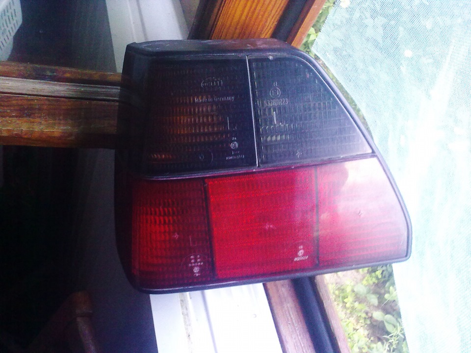 Nella Red Black 3
