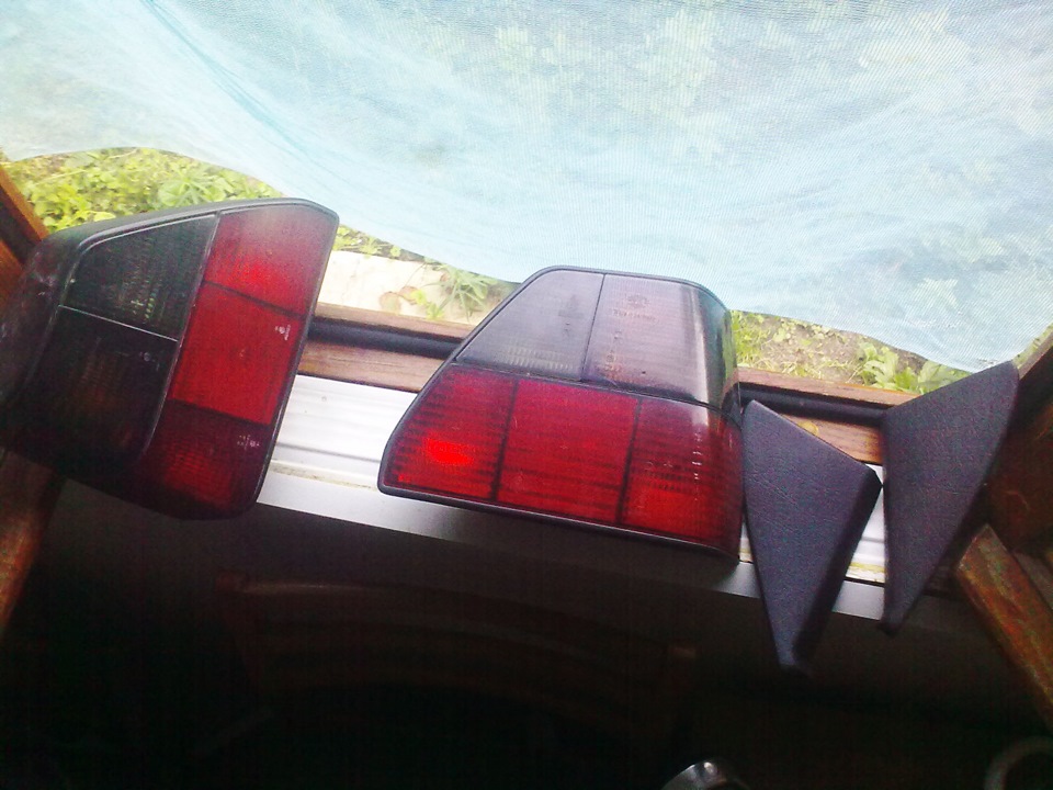 Nella Red Black 2
