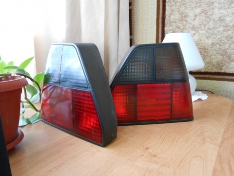 Nella Red Black 1