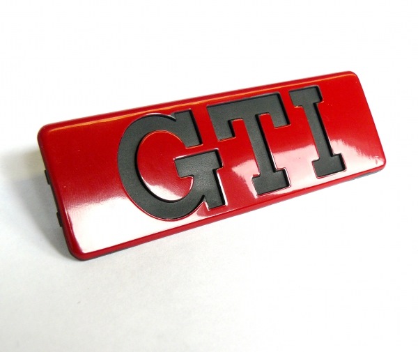 Шильдики GTI у вузькі молдинги 1