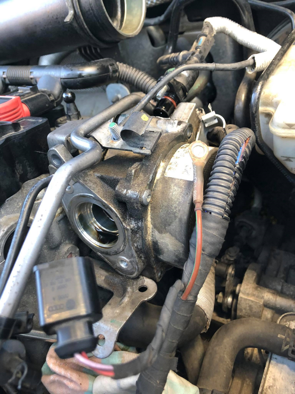 Боротьба з плаваючими оборотами GOLF 6 GTI (CCTA) 3