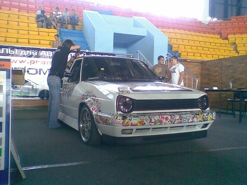 Виставив... 3